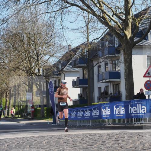 06.04.2025 - 44. Internationalen Wilhelmsburger Insellauf Luisa Fischer http://msf.ph/oto/7557549 06.04.2025 10:18:51 Ziel 13, 4392 meine-sportfotos.de