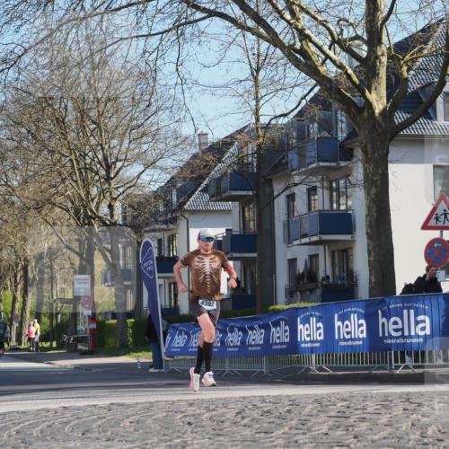 06.04.2025 - 44. Internationalen Wilhelmsburger Insellauf Luisa Fischer http://msf.ph/oto/7557552 06.04.2025 10:18:51 Ziel 4392 meine-sportfotos.de