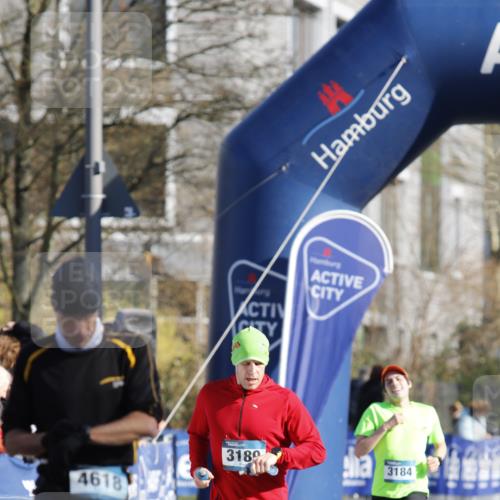 06.04.2025 - 44. Internationalen Wilhelmsburger Insellauf A. Gomolzig http://msf.ph/oto/7557585 06.04.2025 10:13:53 Ziel 3189, 4618 meine-sportfotos.de