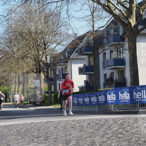 06.04.2025 - 44. Internationalen Wilhelmsburger Insellauf Luisa Fischer http://msf.ph/oto/7557599 06.04.2025 10:19:05 Ziel 4537 meine-sportfotos.de