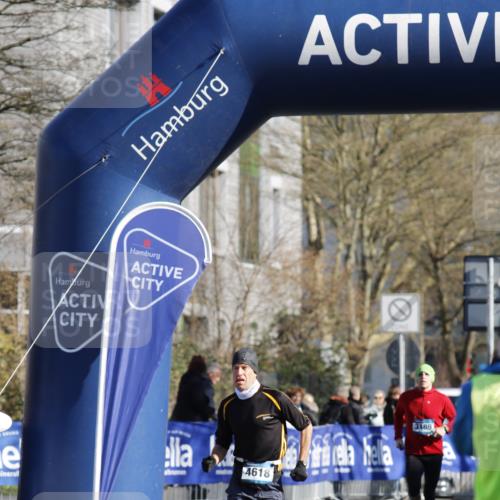 06.04.2025 - 44. Internationalen Wilhelmsburger Insellauf A. Gomolzig http://msf.ph/oto/7557607 06.04.2025 10:13:46 Ziel  meine-sportfotos.de