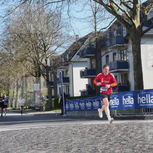 06.04.2025 - 44. Internationalen Wilhelmsburger Insellauf Luisa Fischer http://msf.ph/oto/7557608 06.04.2025 10:19:06 Ziel 4537 meine-sportfotos.de