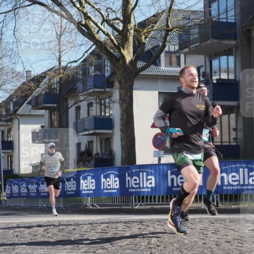 06.04.2025 - 44. Internationalen Wilhelmsburger Insellauf Luisa Fischer http://msf.ph/oto/7557641 06.04.2025 10:19:16 Ziel 78, 4417, 107 meine-sportfotos.de
