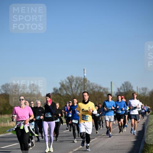 06.04.2025 - 44. Internationalen Wilhelmsburger Insellauf Dr. Thomas Lammeyer http://msf.ph/oto/7557643 06.04.2025 09:33:40 Laufen 3374, 3558, 4181, 4183, 5227 meine-sportfotos.de