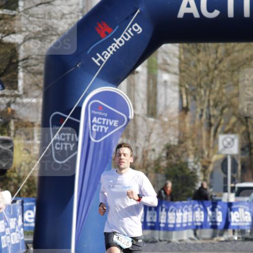 06.04.2025 - 44. Internationalen Wilhelmsburger Insellauf A. Gomolzig http://msf.ph/oto/7557656 06.04.2025 10:12:58 Ziel 4425 meine-sportfotos.de