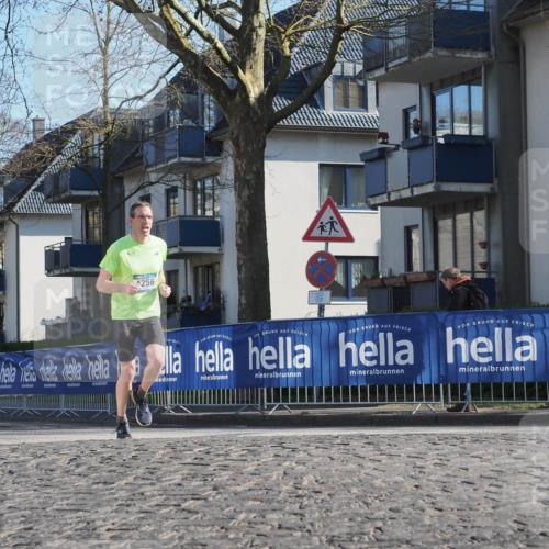 06.04.2025 - 44. Internationalen Wilhelmsburger Insellauf Luisa Fischer http://msf.ph/oto/7557666 06.04.2025 10:19:31 Ziel 4256 meine-sportfotos.de