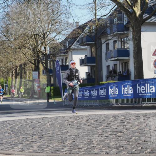 06.04.2025 - 44. Internationalen Wilhelmsburger Insellauf Luisa Fischer http://msf.ph/oto/7557687 06.04.2025 10:19:52 Ziel 5226 meine-sportfotos.de