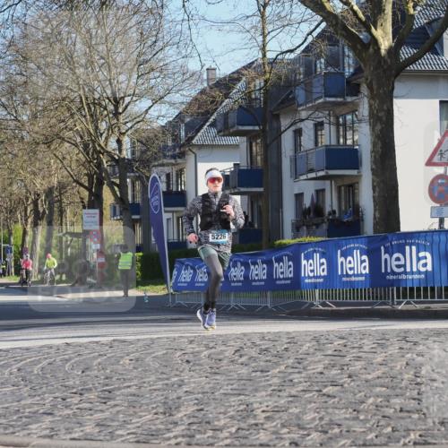 06.04.2025 - 44. Internationalen Wilhelmsburger Insellauf Luisa Fischer http://msf.ph/oto/7557690 06.04.2025 10:19:52 Ziel 5226 meine-sportfotos.de