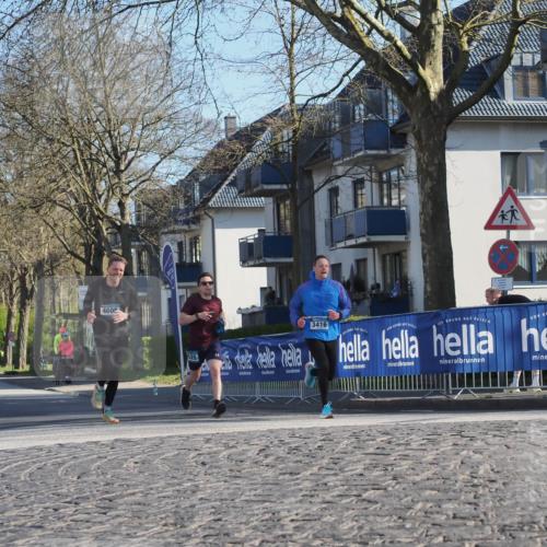 06.04.2025 - 44. Internationalen Wilhelmsburger Insellauf Luisa Fischer http://msf.ph/oto/7557728 06.04.2025 10:20:09 Ziel 4608, 525, 3416 meine-sportfotos.de