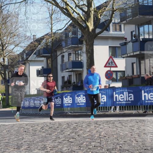 06.04.2025 - 44. Internationalen Wilhelmsburger Insellauf Luisa Fischer http://msf.ph/oto/7557738 06.04.2025 10:20:09 Ziel 46, 525, 3416 meine-sportfotos.de