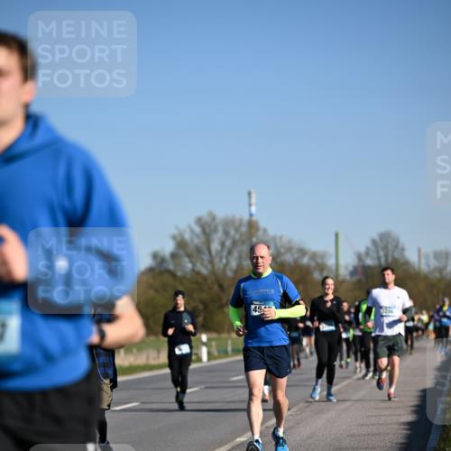 06.04.2025 - 44. Internationalen Wilhelmsburger Insellauf Dr. Thomas Lammeyer http://msf.ph/oto/7557808 06.04.2025 09:33:49 Laufen 45 meine-sportfotos.de