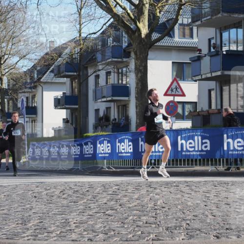 06.04.2025 - 44. Internationalen Wilhelmsburger Insellauf Luisa Fischer http://msf.ph/oto/7557817 06.04.2025 10:20:29 Ziel 3062, 3864 meine-sportfotos.de