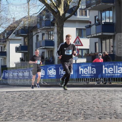 06.04.2025 - 44. Internationalen Wilhelmsburger Insellauf Luisa Fischer http://msf.ph/oto/7557825 06.04.2025 10:20:31 Ziel 609, 3062 meine-sportfotos.de