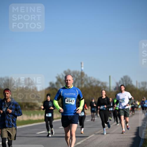 06.04.2025 - 44. Internationalen Wilhelmsburger Insellauf Dr. Thomas Lammeyer http://msf.ph/oto/7557834 06.04.2025 09:33:50 Laufen 4547 meine-sportfotos.de