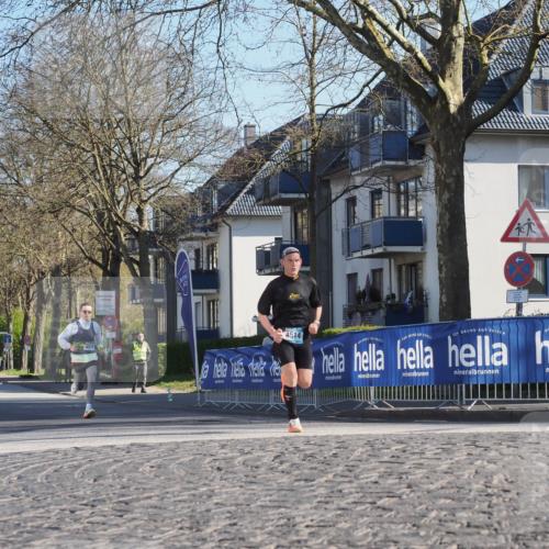 06.04.2025 - 44. Internationalen Wilhelmsburger Insellauf Luisa Fischer http://msf.ph/oto/7557880 06.04.2025 10:20:43 Ziel 4018, 4514 meine-sportfotos.de