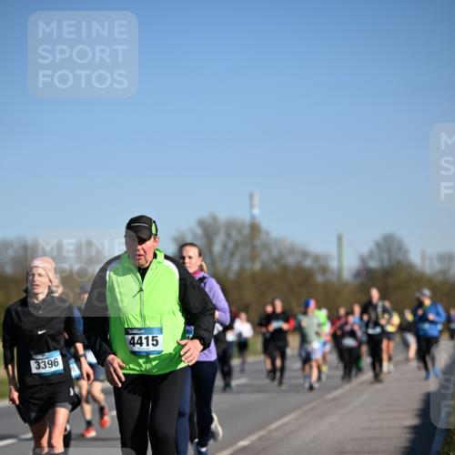 06.04.2025 - 44. Internationalen Wilhelmsburger Insellauf Dr. Thomas Lammeyer http://msf.ph/oto/7557985 06.04.2025 09:34:00 Laufen 3396, 4415 meine-sportfotos.de
