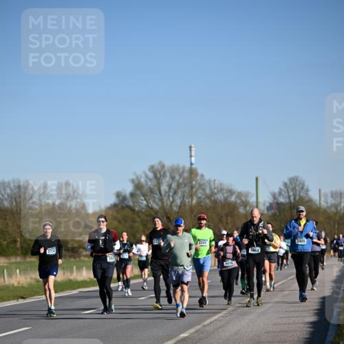 06.04.2025 - 44. Internationalen Wilhelmsburger Insellauf Dr. Thomas Lammeyer http://msf.ph/oto/7558014 06.04.2025 09:34:04 Laufen 3732, 388, 3232, 3241, 4479, 3868, 3405 meine-sportfotos.de