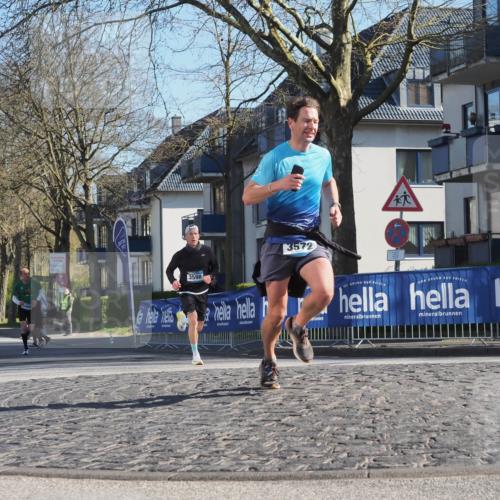 06.04.2025 - 44. Internationalen Wilhelmsburger Insellauf Luisa Fischer http://msf.ph/oto/7558031 06.04.2025 10:21:22 Ziel 3598, 3572 meine-sportfotos.de