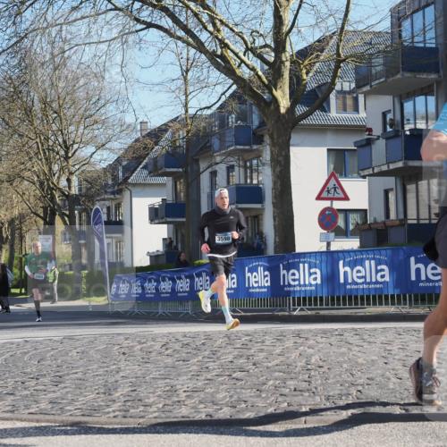 06.04.2025 - 44. Internationalen Wilhelmsburger Insellauf Luisa Fischer http://msf.ph/oto/7558040 06.04.2025 10:21:22 Ziel 3598, 3469, 3572 meine-sportfotos.de