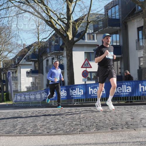 06.04.2025 - 44. Internationalen Wilhelmsburger Insellauf Luisa Fischer http://msf.ph/oto/7558098 06.04.2025 10:21:49 Ziel 4541, 5030 meine-sportfotos.de