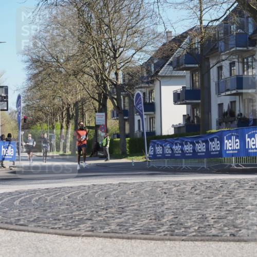 06.04.2025 - 44. Internationalen Wilhelmsburger Insellauf Luisa Fischer http://msf.ph/oto/7558110 06.04.2025 10:22:01 Ziel  meine-sportfotos.de