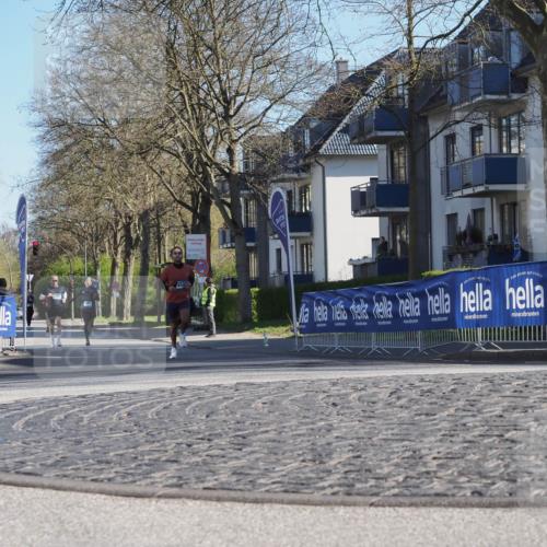 06.04.2025 - 44. Internationalen Wilhelmsburger Insellauf Luisa Fischer http://msf.ph/oto/7558115 06.04.2025 10:22:01 Ziel  meine-sportfotos.de