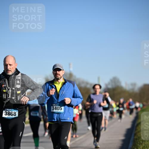 06.04.2025 - 44. Internationalen Wilhelmsburger Insellauf Dr. Thomas Lammeyer http://msf.ph/oto/7558121 06.04.2025 09:34:12 Laufen 3868, 3405 meine-sportfotos.de