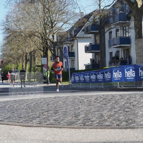 06.04.2025 - 44. Internationalen Wilhelmsburger Insellauf Luisa Fischer http://msf.ph/oto/7558122 06.04.2025 10:22:03 Ziel 4590, 2 meine-sportfotos.de