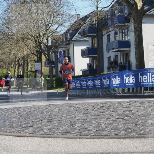 06.04.2025 - 44. Internationalen Wilhelmsburger Insellauf Luisa Fischer http://msf.ph/oto/7558129 06.04.2025 10:22:03 Ziel 461, 4590 meine-sportfotos.de
