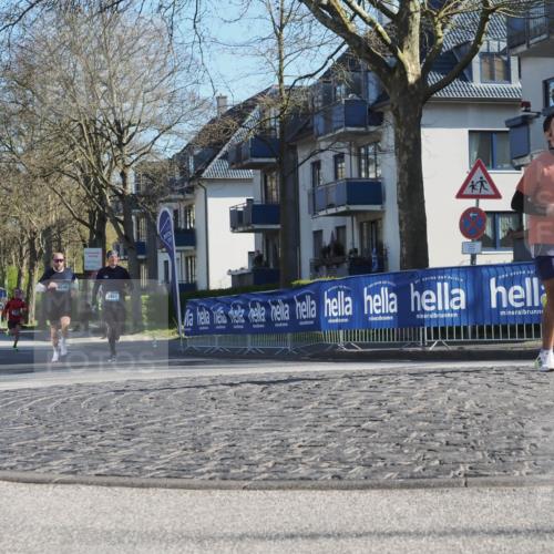 06.04.2025 - 44. Internationalen Wilhelmsburger Insellauf Luisa Fischer http://msf.ph/oto/7558160 06.04.2025 10:22:06 Ziel 4548, 3461, 90 meine-sportfotos.de