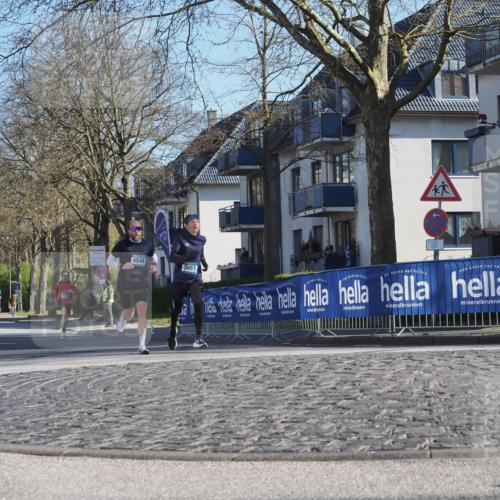 06.04.2025 - 44. Internationalen Wilhelmsburger Insellauf Luisa Fischer http://msf.ph/oto/7558163 06.04.2025 10:22:07 Ziel 3553, 4548, 3461 meine-sportfotos.de