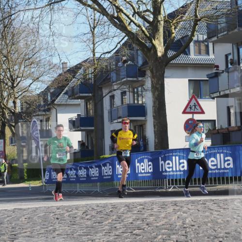 06.04.2025 - 44. Internationalen Wilhelmsburger Insellauf Luisa Fischer http://msf.ph/oto/7558214 06.04.2025 10:22:36 Ziel 3, 3020, 3185, 4378 meine-sportfotos.de