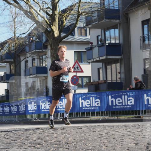 06.04.2025 - 44. Internationalen Wilhelmsburger Insellauf Luisa Fischer http://msf.ph/oto/7558286 06.04.2025 10:23:12 Ziel 3536 meine-sportfotos.de