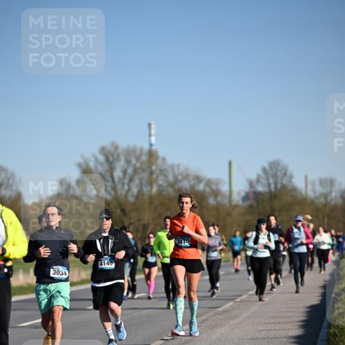 06.04.2025 - 44. Internationalen Wilhelmsburger Insellauf Dr. Thomas Lammeyer http://msf.ph/oto/7558381 06.04.2025 09:34:33 Laufen 3034, 4140, 3470 meine-sportfotos.de