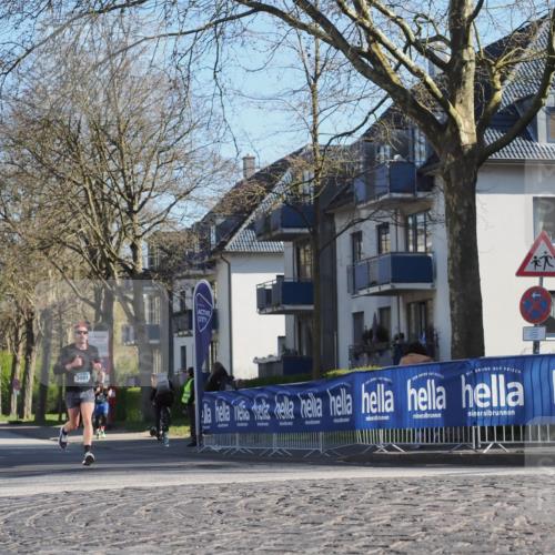 06.04.2025 - 44. Internationalen Wilhelmsburger Insellauf Luisa Fischer http://msf.ph/oto/7558434 06.04.2025 10:24:21 Ziel 3081 meine-sportfotos.de