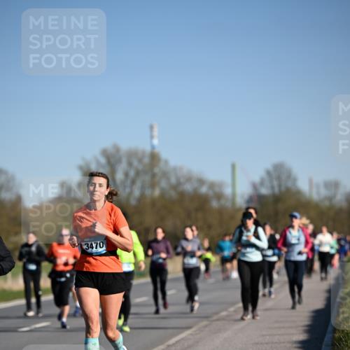 06.04.2025 - 44. Internationalen Wilhelmsburger Insellauf Dr. Thomas Lammeyer http://msf.ph/oto/7558447 06.04.2025 09:34:36 Laufen 3470 meine-sportfotos.de