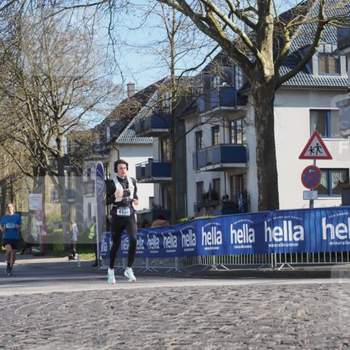 06.04.2025 - 44. Internationalen Wilhelmsburger Insellauf Luisa Fischer http://msf.ph/oto/7558472 06.04.2025 10:24:30 Ziel 4292, 4136 meine-sportfotos.de