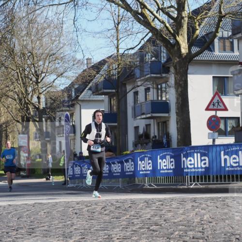 06.04.2025 - 44. Internationalen Wilhelmsburger Insellauf Luisa Fischer http://msf.ph/oto/7558475 06.04.2025 10:24:30 Ziel 4292, 4136 meine-sportfotos.de