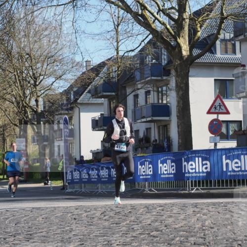 06.04.2025 - 44. Internationalen Wilhelmsburger Insellauf Luisa Fischer http://msf.ph/oto/7558482 06.04.2025 10:24:31 Ziel 4292, 4135 meine-sportfotos.de