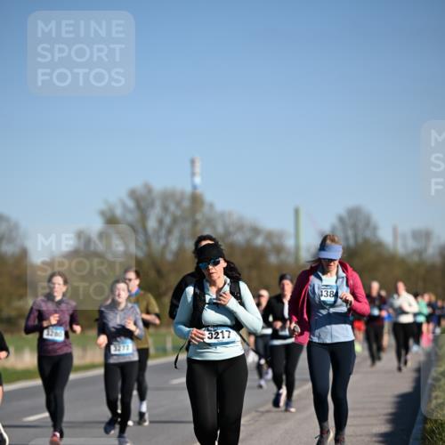 06.04.2025 - 44. Internationalen Wilhelmsburger Insellauf Dr. Thomas Lammeyer http://msf.ph/oto/7558526 06.04.2025 09:34:42 Laufen 3217, 4384 meine-sportfotos.de