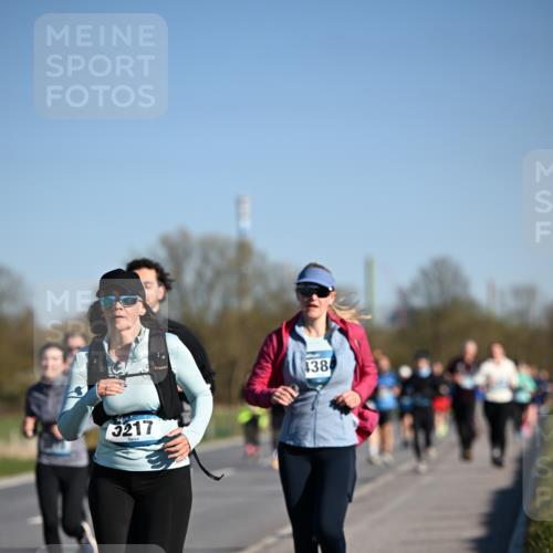 06.04.2025 - 44. Internationalen Wilhelmsburger Insellauf Dr. Thomas Lammeyer http://msf.ph/oto/7558577 06.04.2025 09:34:43 Laufen 3217, 438 meine-sportfotos.de