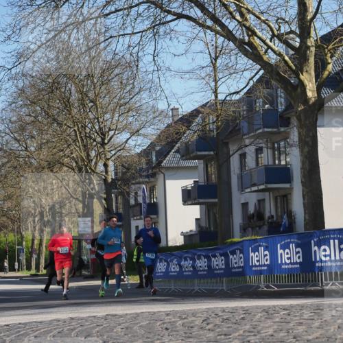 06.04.2025 - 44. Internationalen Wilhelmsburger Insellauf Luisa Fischer http://msf.ph/oto/7558705 06.04.2025 10:25:34 Ziel 3556, 5126, 5120 meine-sportfotos.de