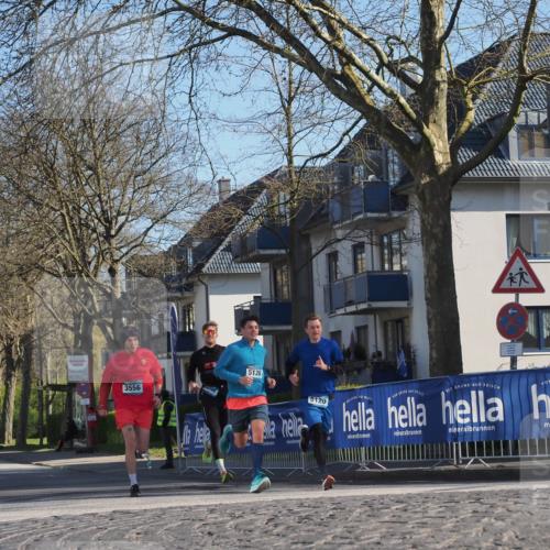 06.04.2025 - 44. Internationalen Wilhelmsburger Insellauf Luisa Fischer http://msf.ph/oto/7558744 06.04.2025 10:25:36 Ziel 3556, 5126, 5120 meine-sportfotos.de