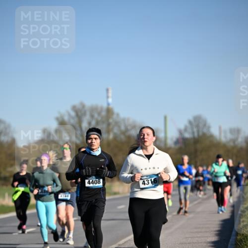 06.04.2025 - 44. Internationalen Wilhelmsburger Insellauf Dr. Thomas Lammeyer http://msf.ph/oto/7558792 06.04.2025 09:34:53 Laufen 4104, 4408, 4316 meine-sportfotos.de