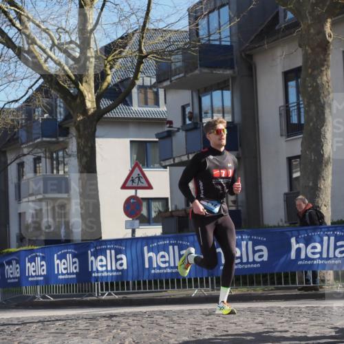 06.04.2025 - 44. Internationalen Wilhelmsburger Insellauf Luisa Fischer http://msf.ph/oto/7558809 06.04.2025 10:25:38 Ziel 10 meine-sportfotos.de