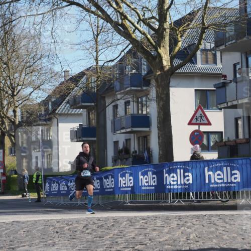06.04.2025 - 44. Internationalen Wilhelmsburger Insellauf Luisa Fischer http://msf.ph/oto/7558925 06.04.2025 10:25:56 Ziel 3541 meine-sportfotos.de