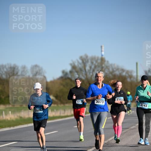 06.04.2025 - 44. Internationalen Wilhelmsburger Insellauf Dr. Thomas Lammeyer http://msf.ph/oto/7558938 06.04.2025 09:35:01 Laufen 4260, 425, 3073, 4143, 3981 meine-sportfotos.de