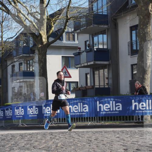 06.04.2025 - 44. Internationalen Wilhelmsburger Insellauf Luisa Fischer http://msf.ph/oto/7558953 06.04.2025 10:25:57 Ziel 354 meine-sportfotos.de