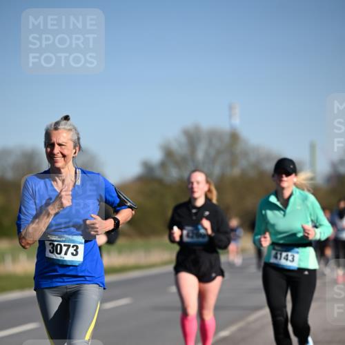 06.04.2025 - 44. Internationalen Wilhelmsburger Insellauf Dr. Thomas Lammeyer http://msf.ph/oto/7559028 06.04.2025 09:35:04 Laufen 3073, 4143 meine-sportfotos.de
