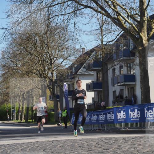 06.04.2025 - 44. Internationalen Wilhelmsburger Insellauf Luisa Fischer http://msf.ph/oto/7559029 06.04.2025 10:26:17 Ziel 4320, 3448 meine-sportfotos.de
